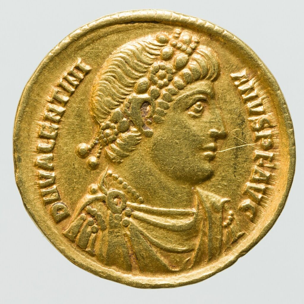 Gold Solidus of Valentinian II - obverse YORYM 1998 853